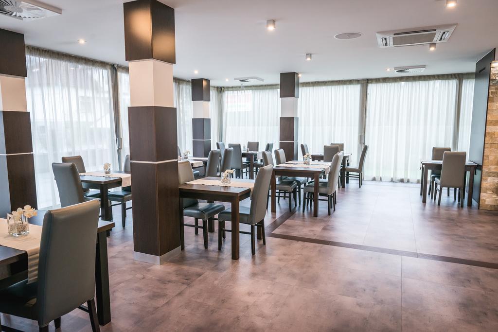 Guest House Frizzante Турчянське Тепліце Екстер'єр фото